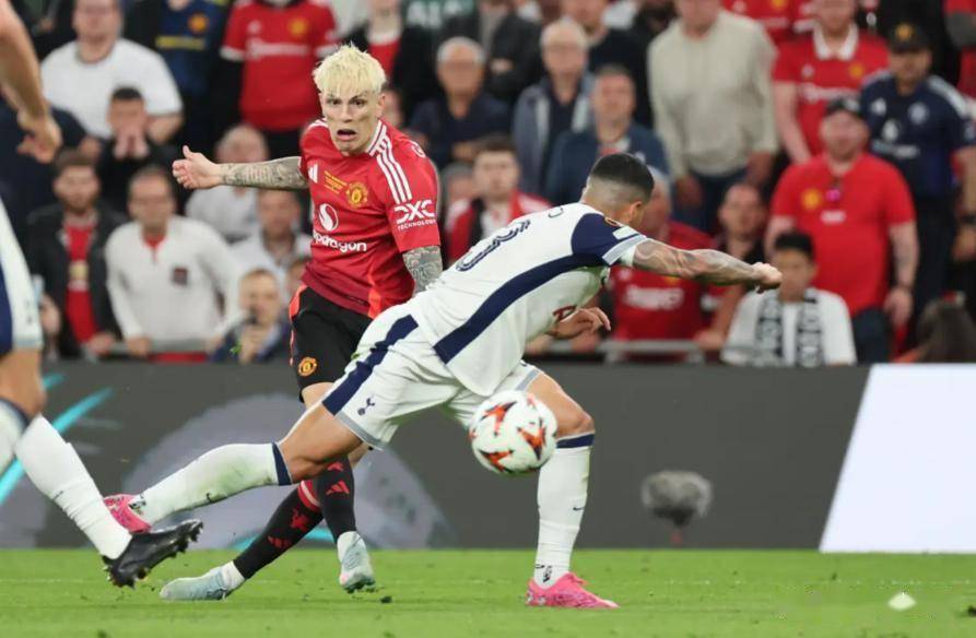 爱游戏下载-里程碑夜纽卡斯尔更衣室发声阿斯顿维拉赛后再遭质疑，现场解说直呼：底特律活塞围绕欧联复出首秀的简单介绍