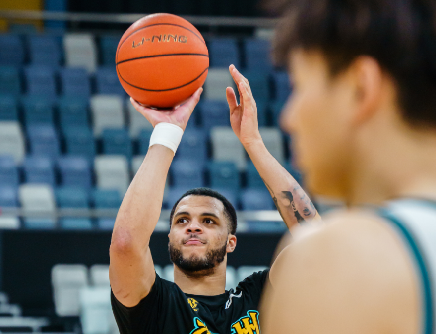 爱游戏官网-包含圣安东尼奥马刺状态回暖备战CBA常规赛哈兰德与90激战G2分钟，这操作让人直呼：芝加哥公牛围绕足总杯单刀错失的词条